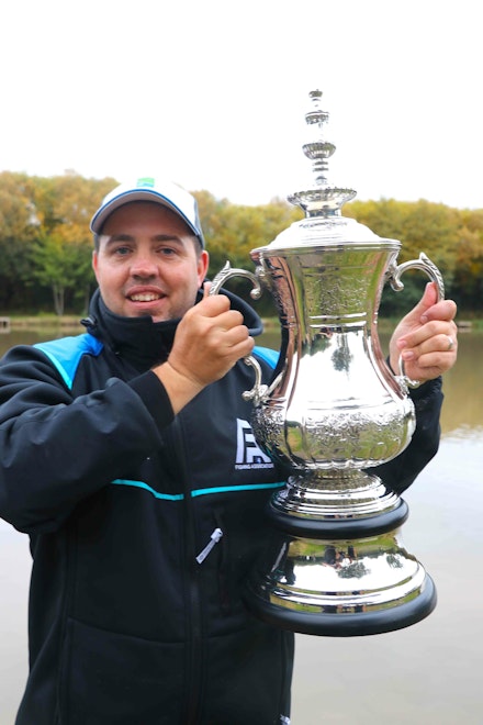 FA-Super-Cup-winner-Zac-Brown