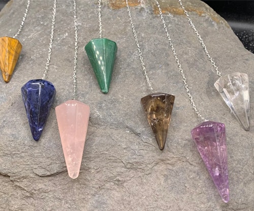Crystal pendlum