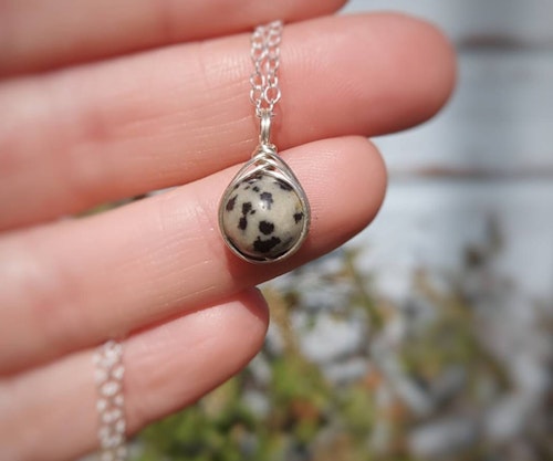 Necklace length