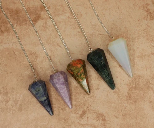 Crystal Pendulum