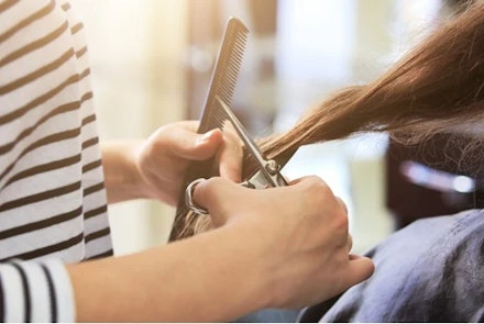 hair-cut-woman hair cut woman