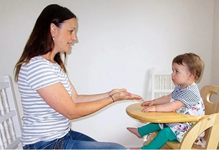 sign-langauge sign language to baby