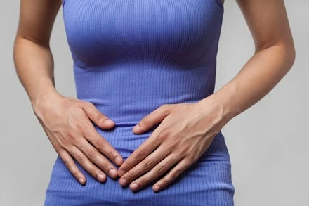 woman-stomach