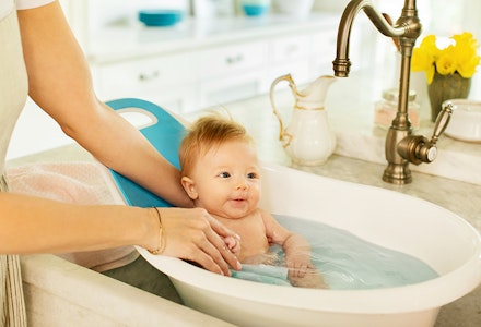 munchkin-sit-n-soak-bath-tub