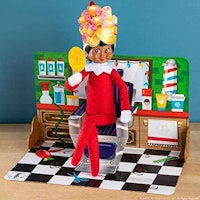 Elf on the Shelf at Play Insta-Moment Pop-Ups