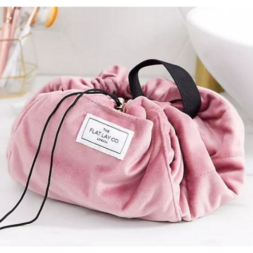 The Flat Lay Co. Drawstring Makeup Bag - Pink Velvet