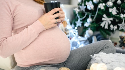 pregnant-christmas Christmas pregnancy
