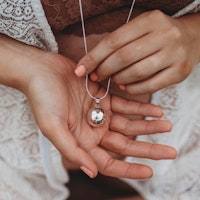 Chiming Pregnancy Bola Necklace