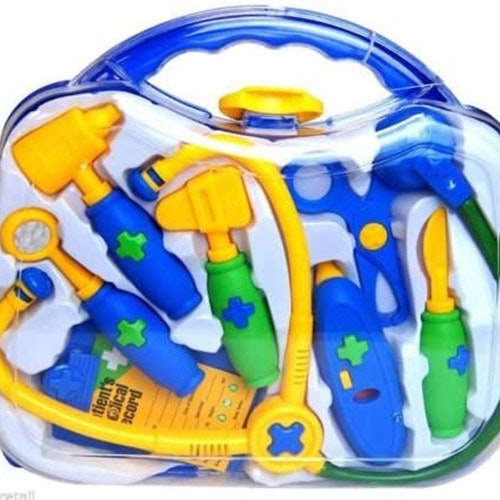 imaginative play doctors kit