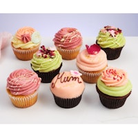 Lola's 'Made For Mum' Postal Cupcakes