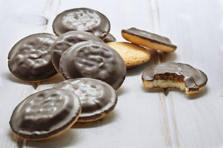 snacks for labour sweet treats chocolate biscuits