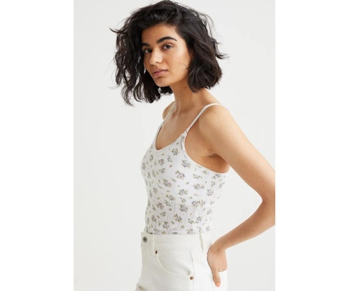 breastfeeding and nursing tops