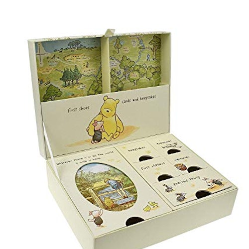 Pooh Classics Range Disney Keepsakes Baby Box