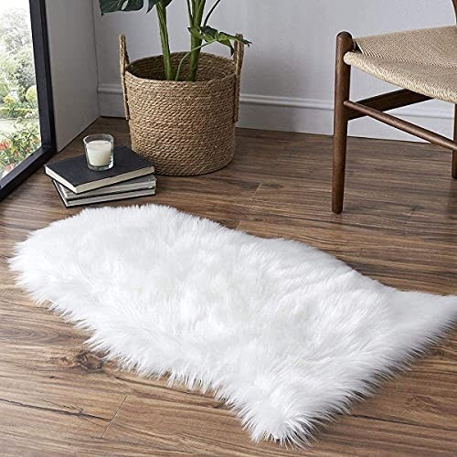 KAIHONG Faux Fur Sheepskin Style Rug