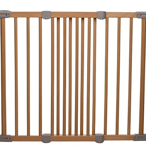Best wooden baby gate: Baby Dan Super Flexi Fit Extending Wooden Safety Gate