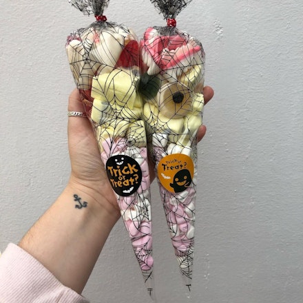 halloween sweet cones