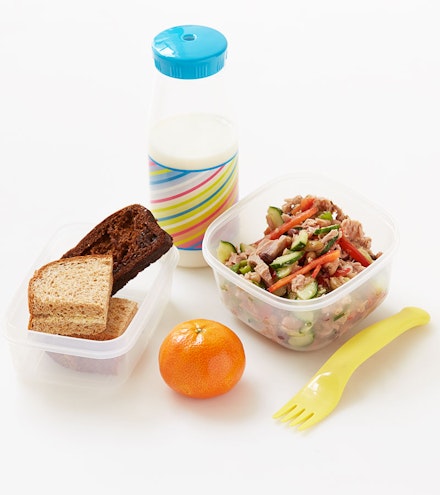 healthy lunchbox ideas tuna and bean salad