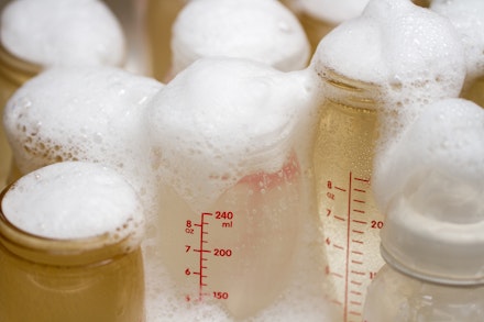 milk bottle washing