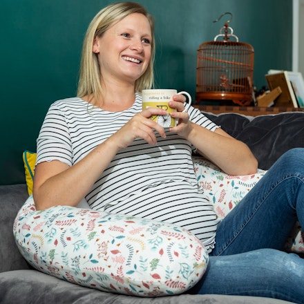 5 breathe pregnancy pillow botanical
