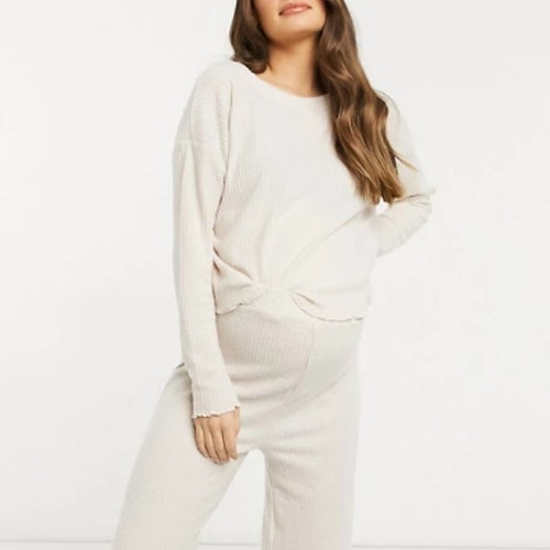 New Look Maternity knitted lounge co-ord in cream