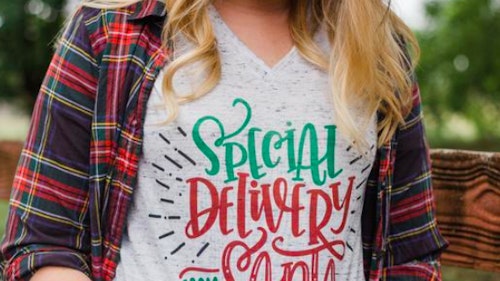 Christmas Pregnancy Announcement T-Shirt