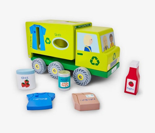 Wooden recycling truck sorter