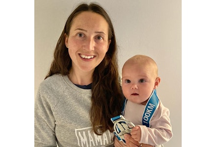 laura ultramarathon medal picture