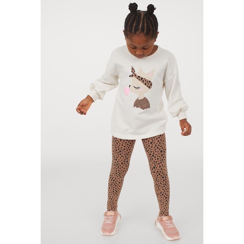 Two-piece set with leopard-print leggings