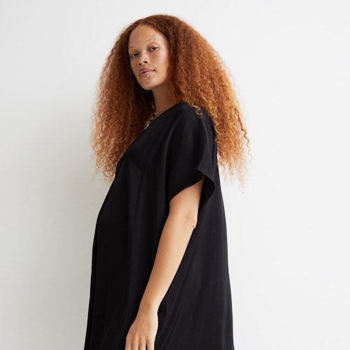 Hu0026amp;M MAMA V-neck kaftan