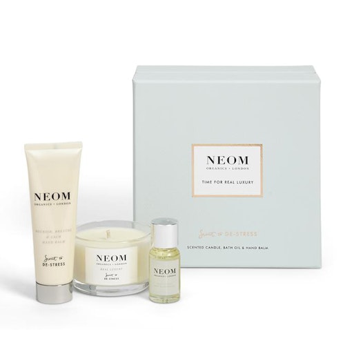 Neom Time for Real Luxury set