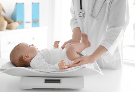 newborn check up tests after birth physical examination weighed1