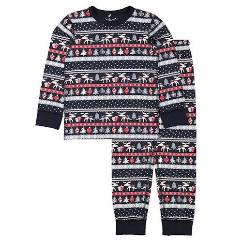 Polarn O. Pyret u2013 Twinning pyjamas for the whole family