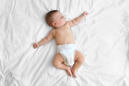 1) It may reduce your baby's risk of sudden infant death syndrome (SIDS), also known as cot death baby sleeping