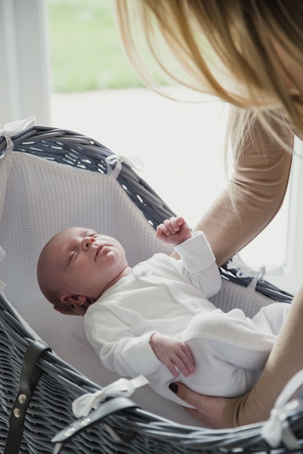the 6 best moses basket in market at the moment 1
