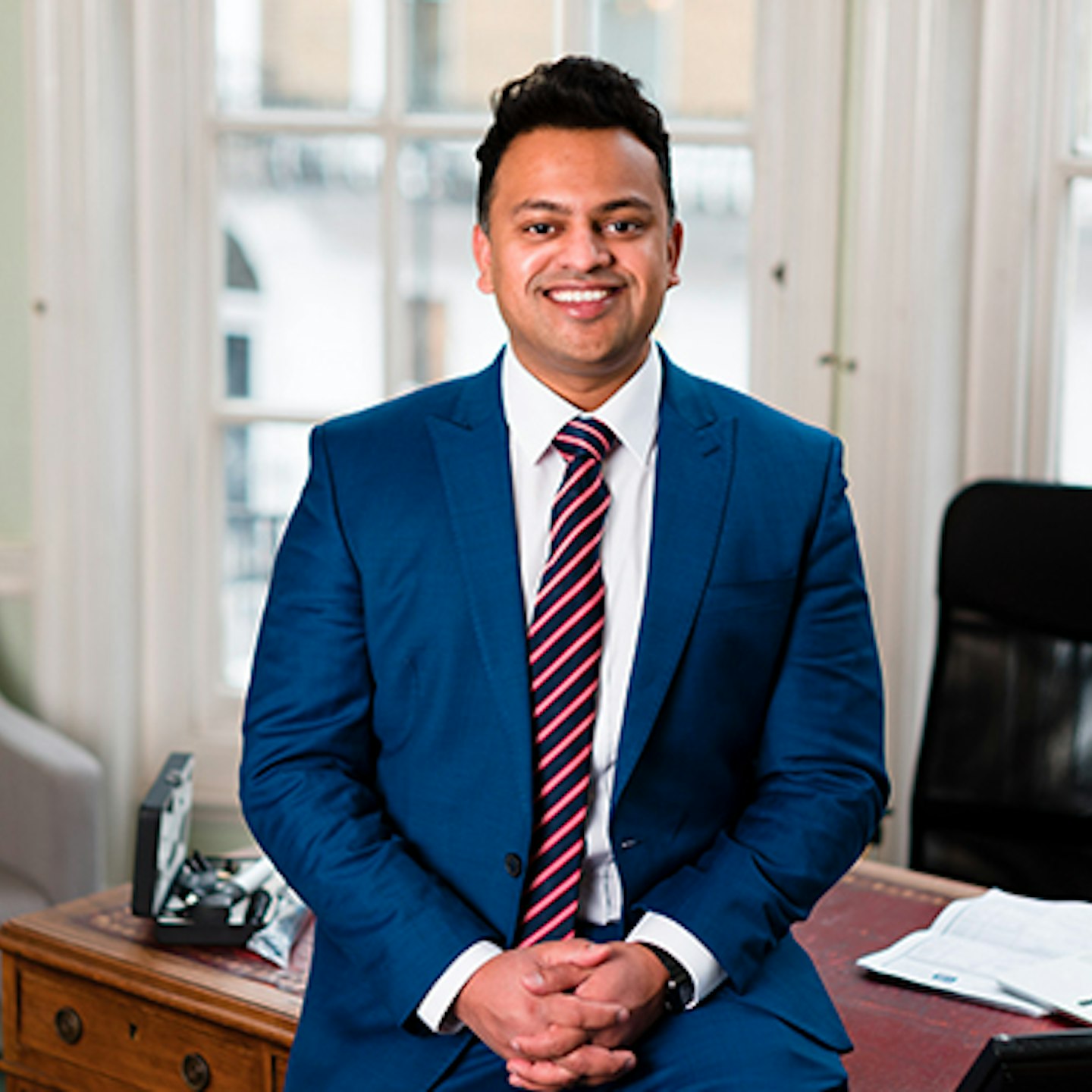 Dr. Vikram Murthy
