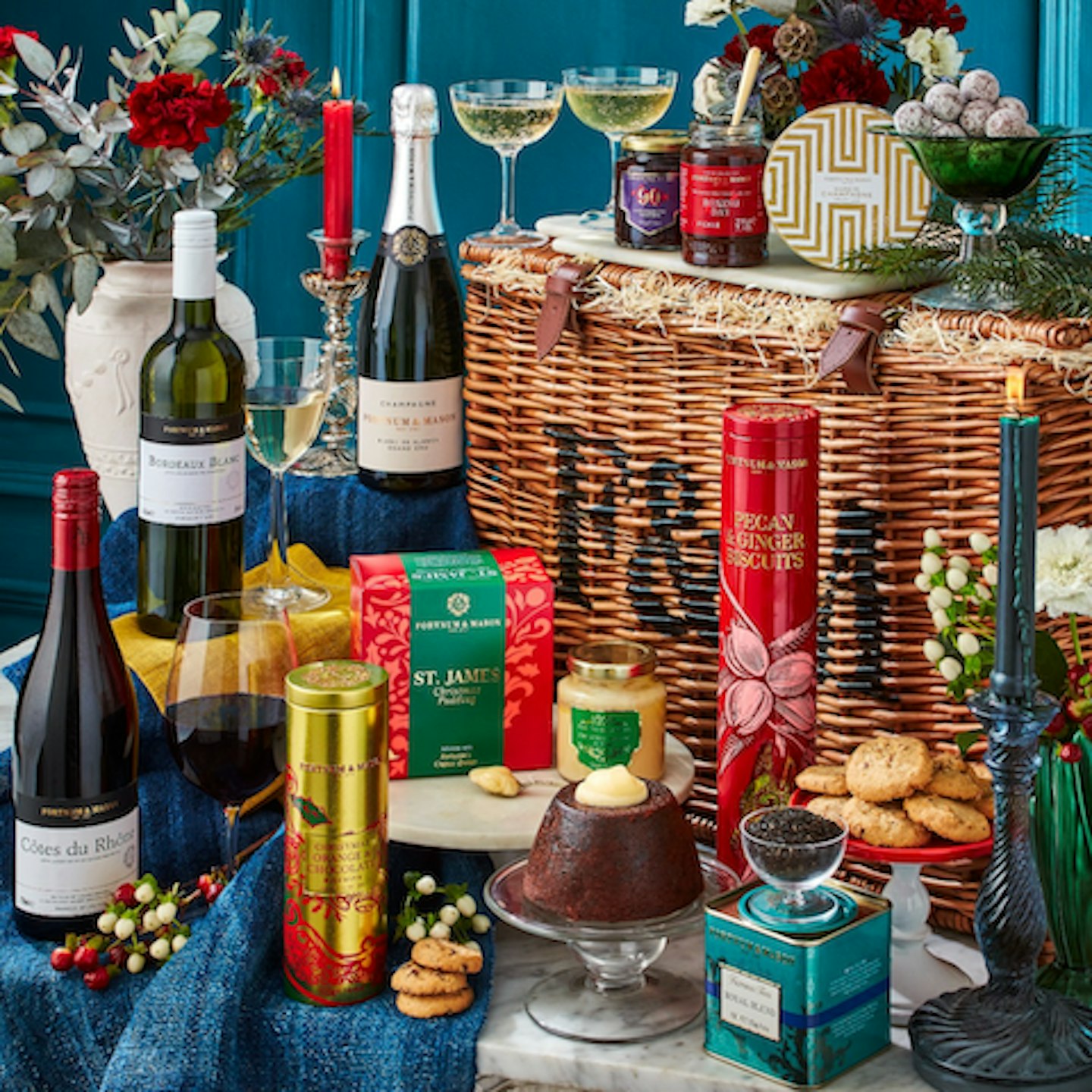 The Fortnum's Classic Christmas Hamper