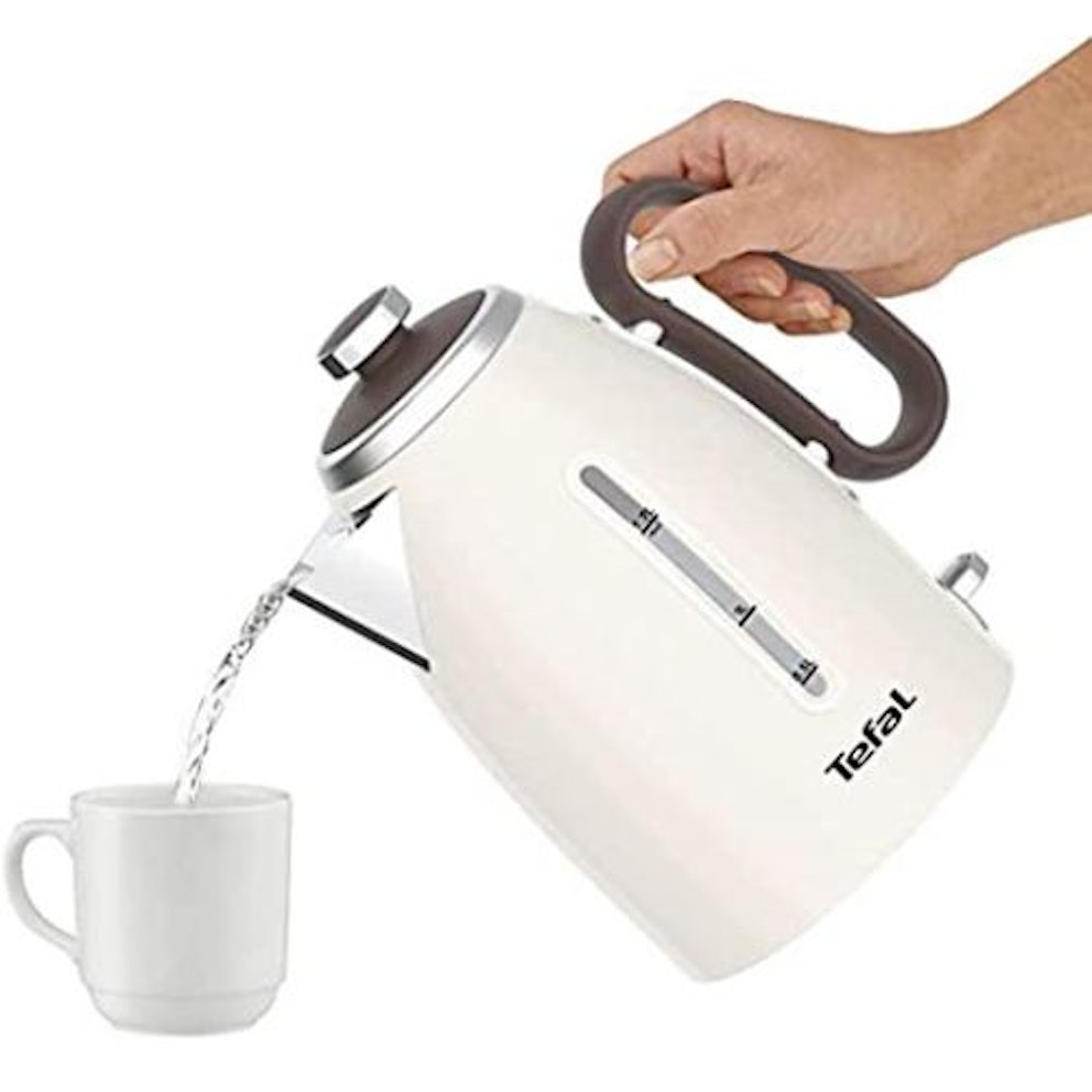 Best Kettle For Hard Water To Stop Limescale 2024