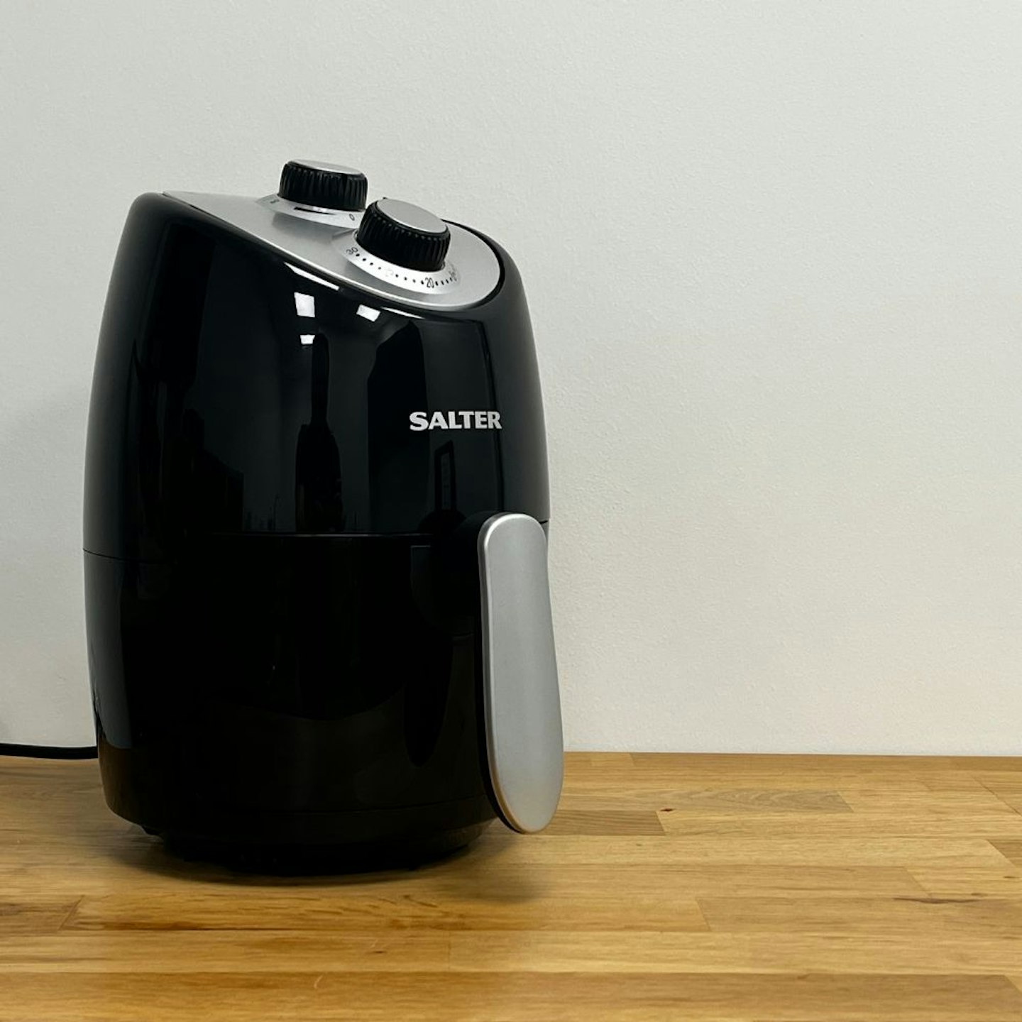 Salter 2L Compact Air Fryer on test 
