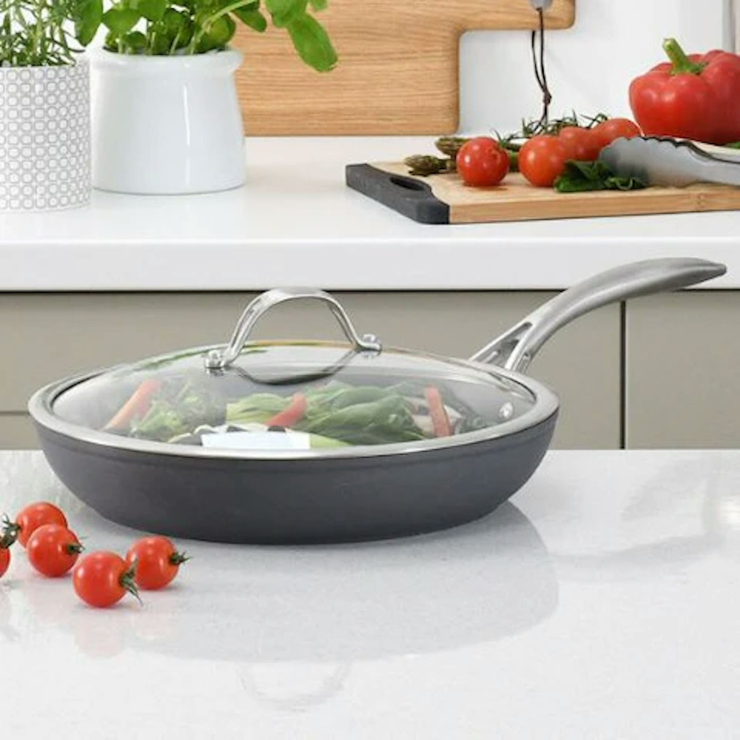 Professional Anodised Frying Pan with Lid