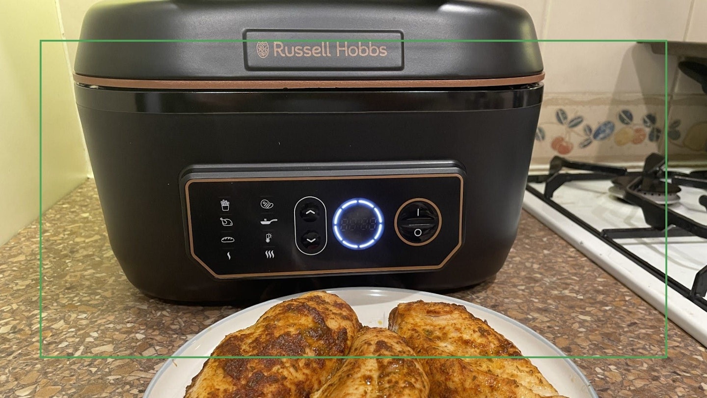 A close up of the Russell Hobbs Air Fryer