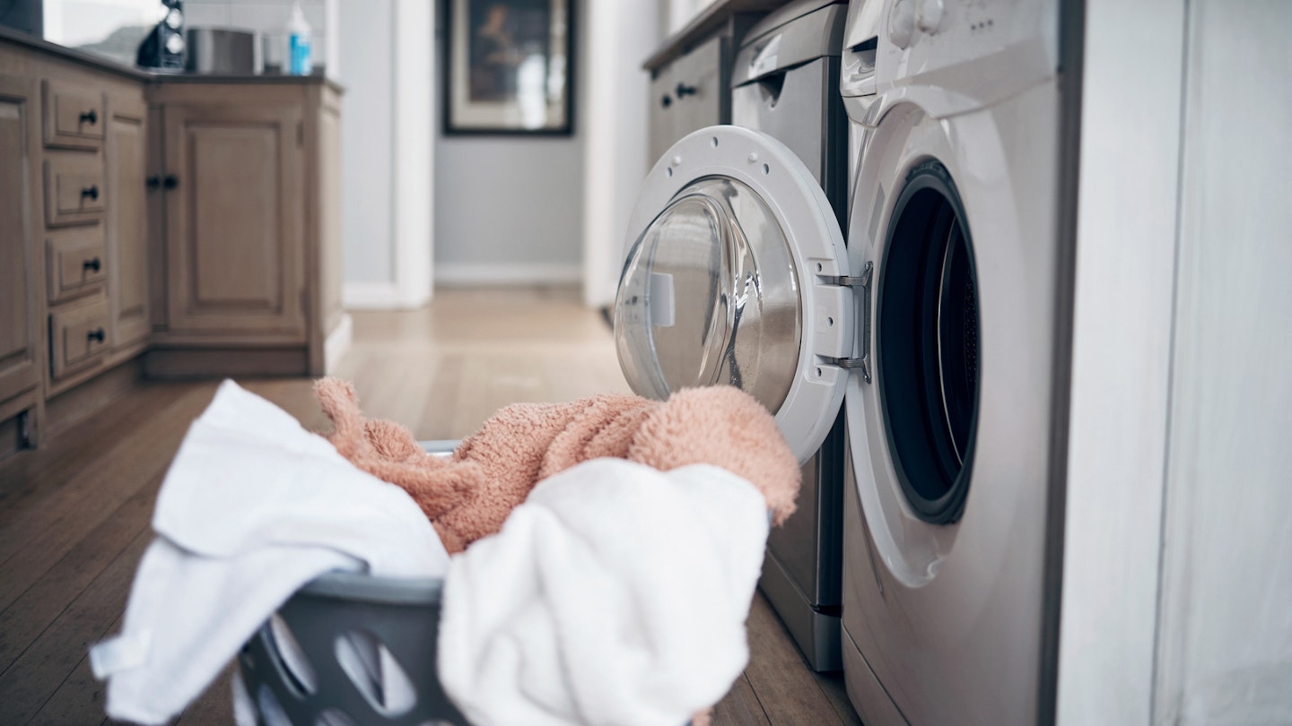 Intergrated tumble dryer