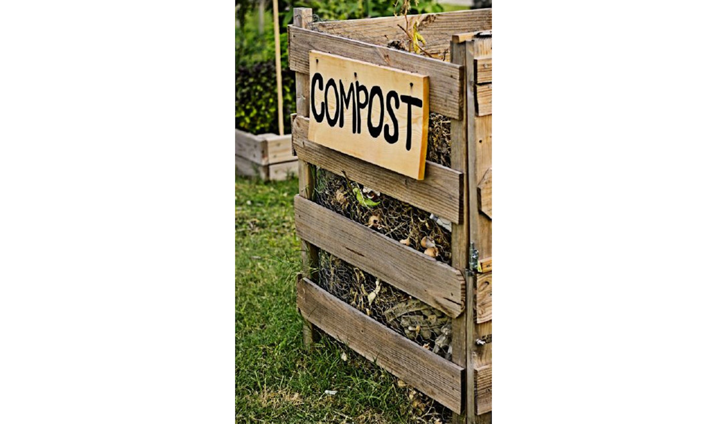 Compost bin