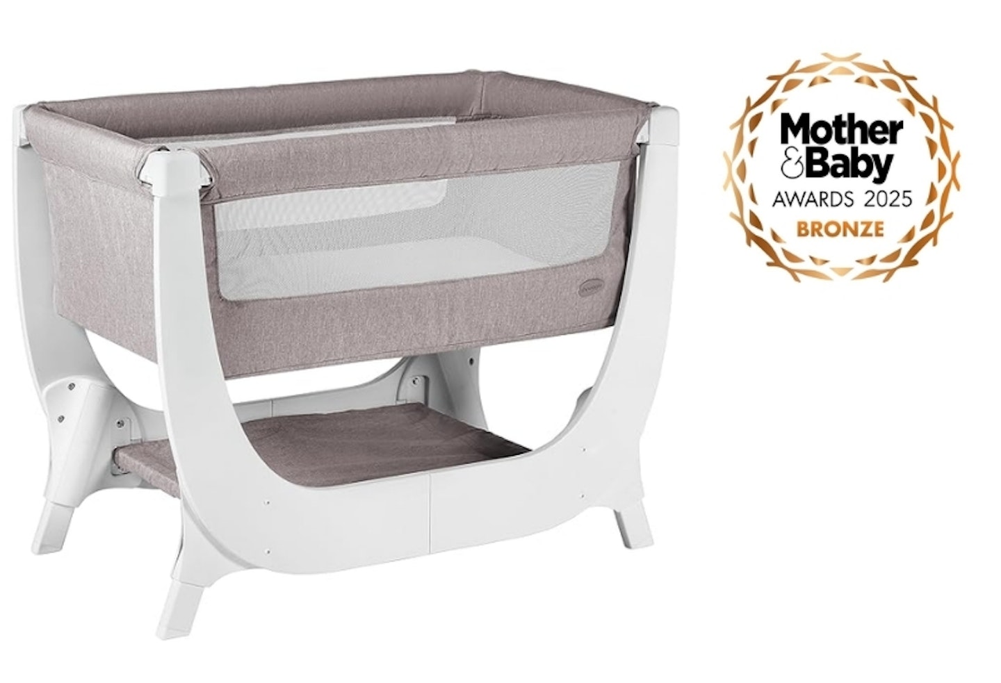Shnuggle Air Bedside Crib with 2025 MAB award rosette