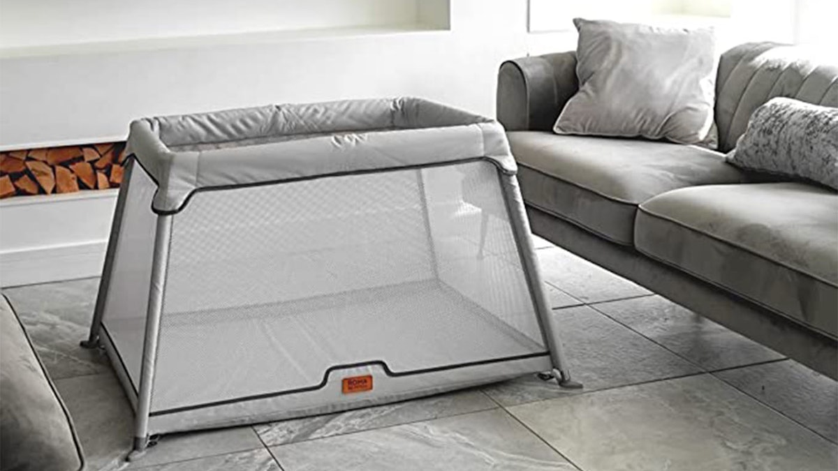 venture airpod travel cot review