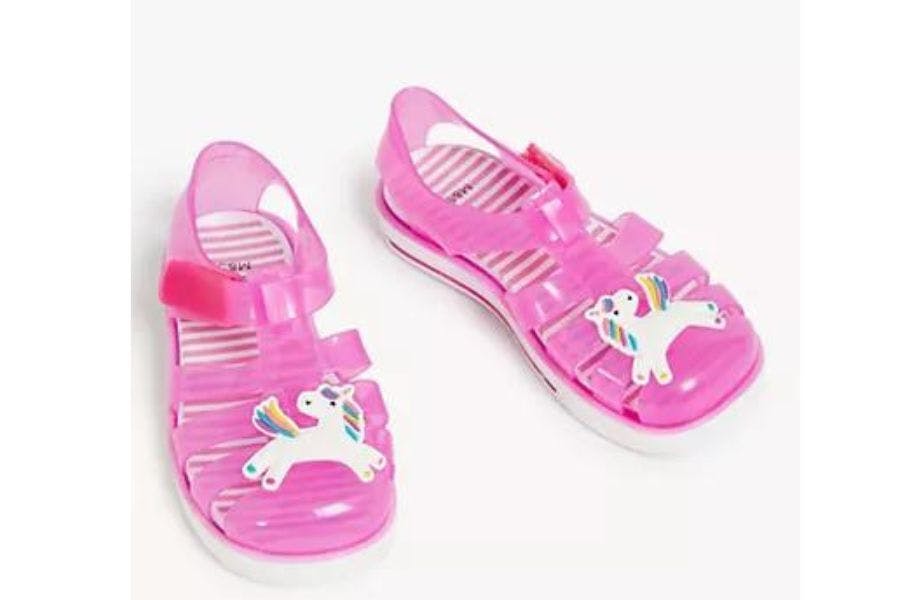 The best baby jelly sandals