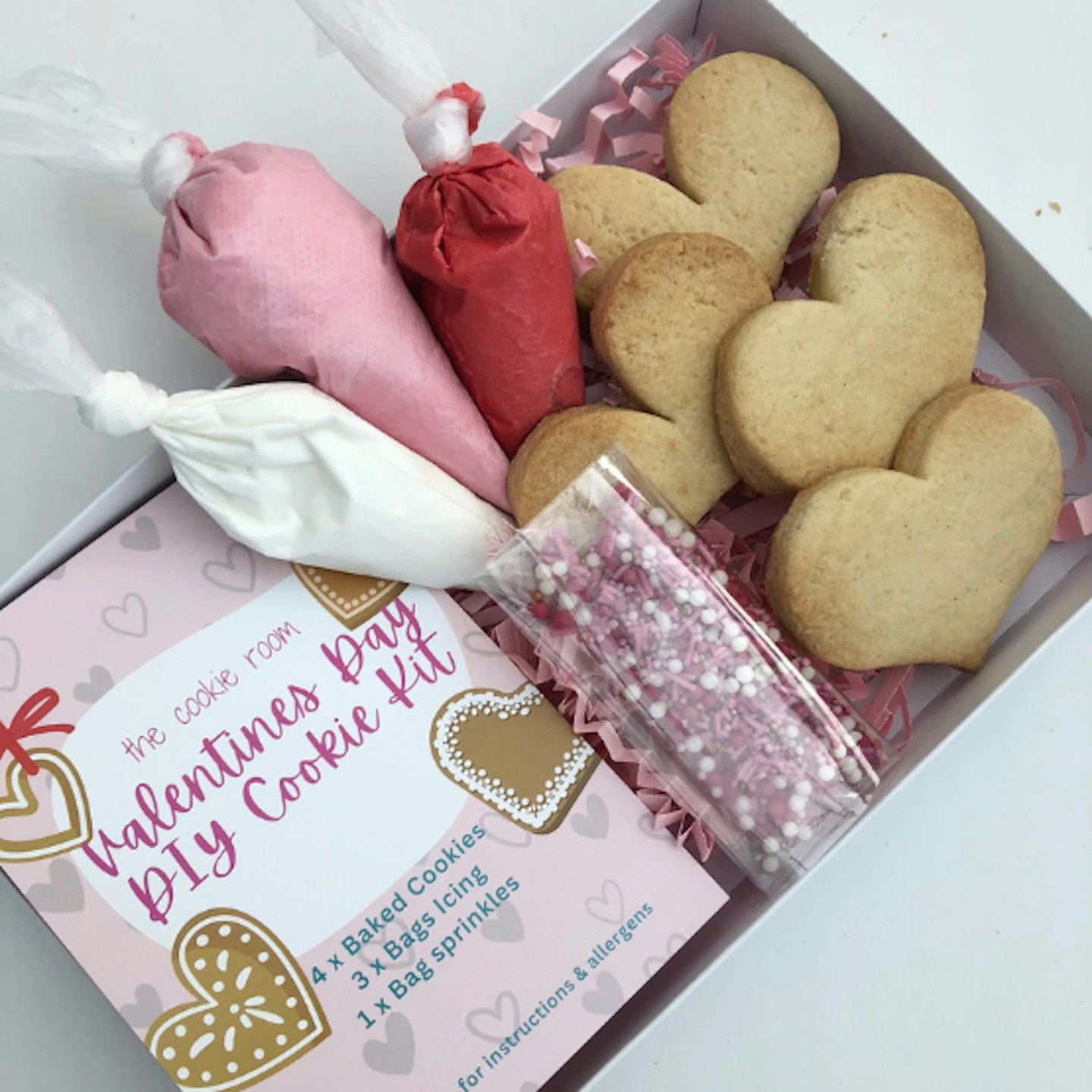 Valentine's no-bake cookie decorating kit
