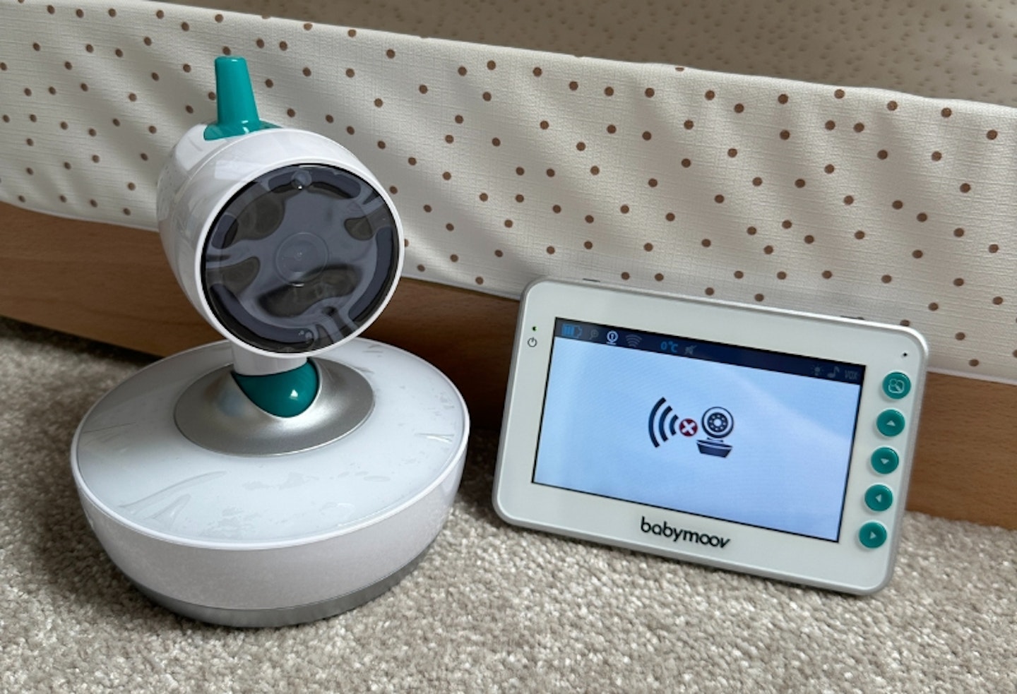 Babymoov YOO Moov 360° video monitor and camera