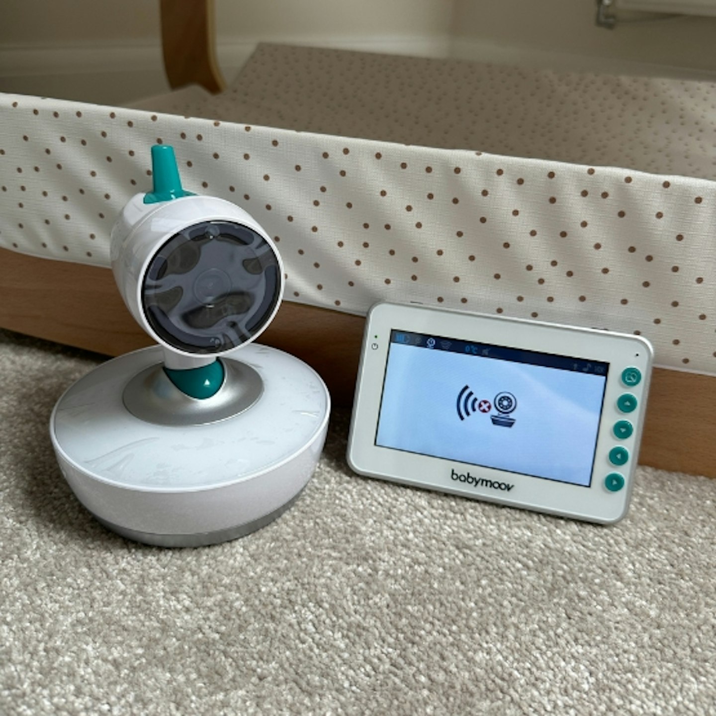 Babymoov YOO Moov 360° video monitor and camera