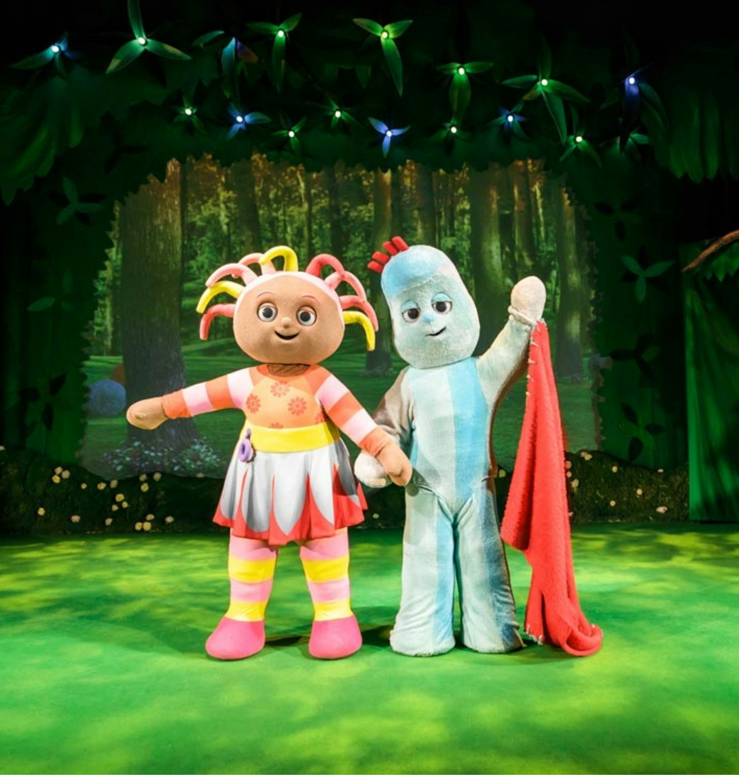 Igglepiggle and Upsy Daisy In The Night Garden 