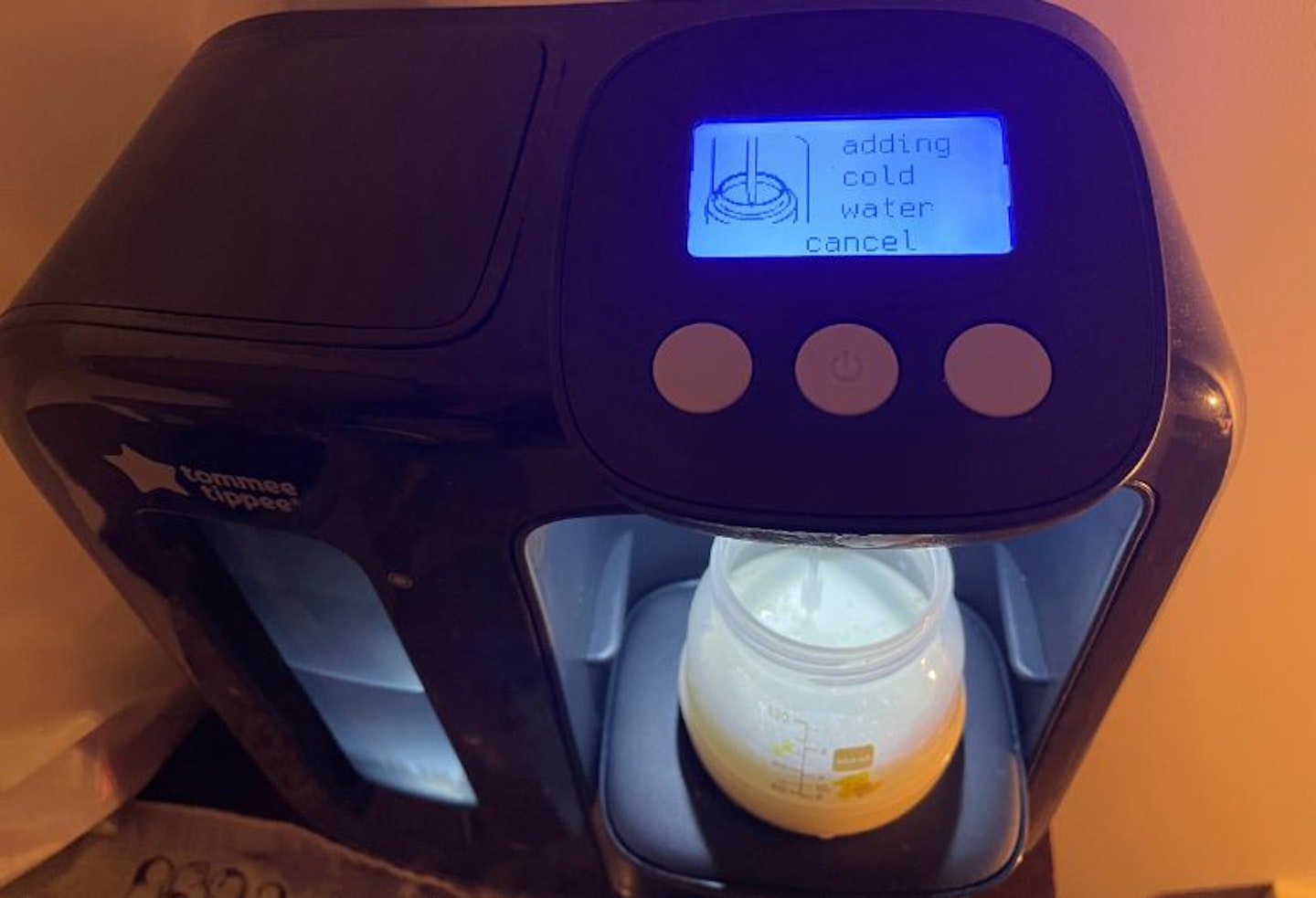 Tommee Tippee Perfect Prep Day and Night machine in testing